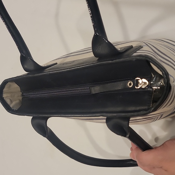 Authentic Burberry Blue Label shoulder bag - Picture 10 of 15